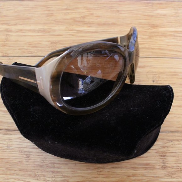 Tom Ford Elisabeth TF27 Tortoise/Brown Oversized Oval Sunglasses main image 6